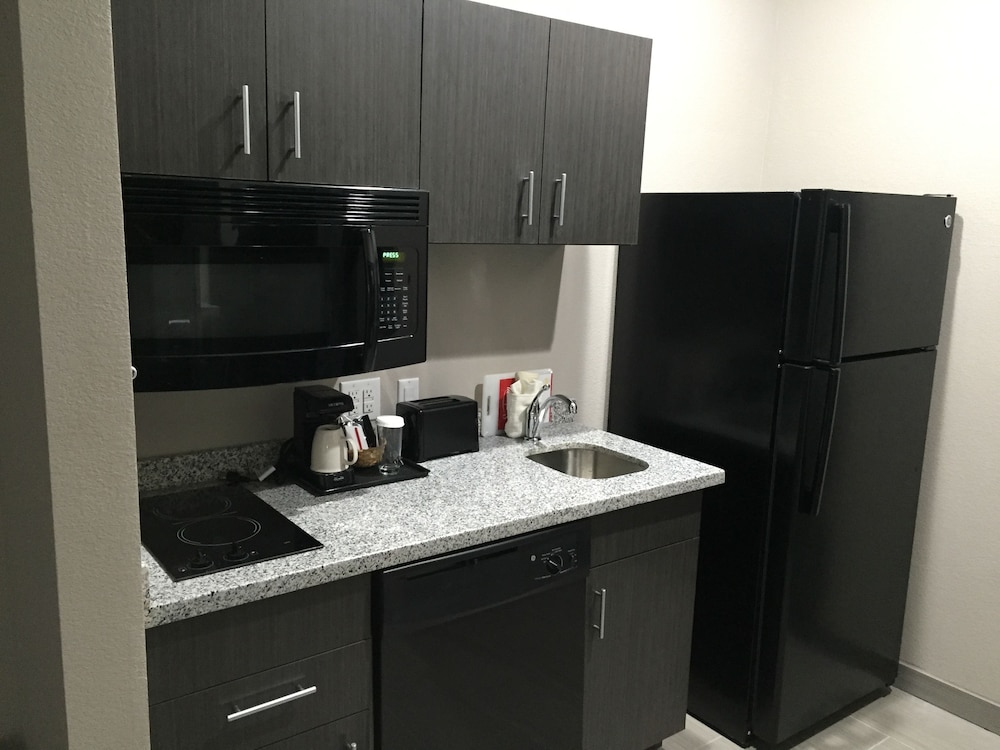 mainstay suites odessa i 20