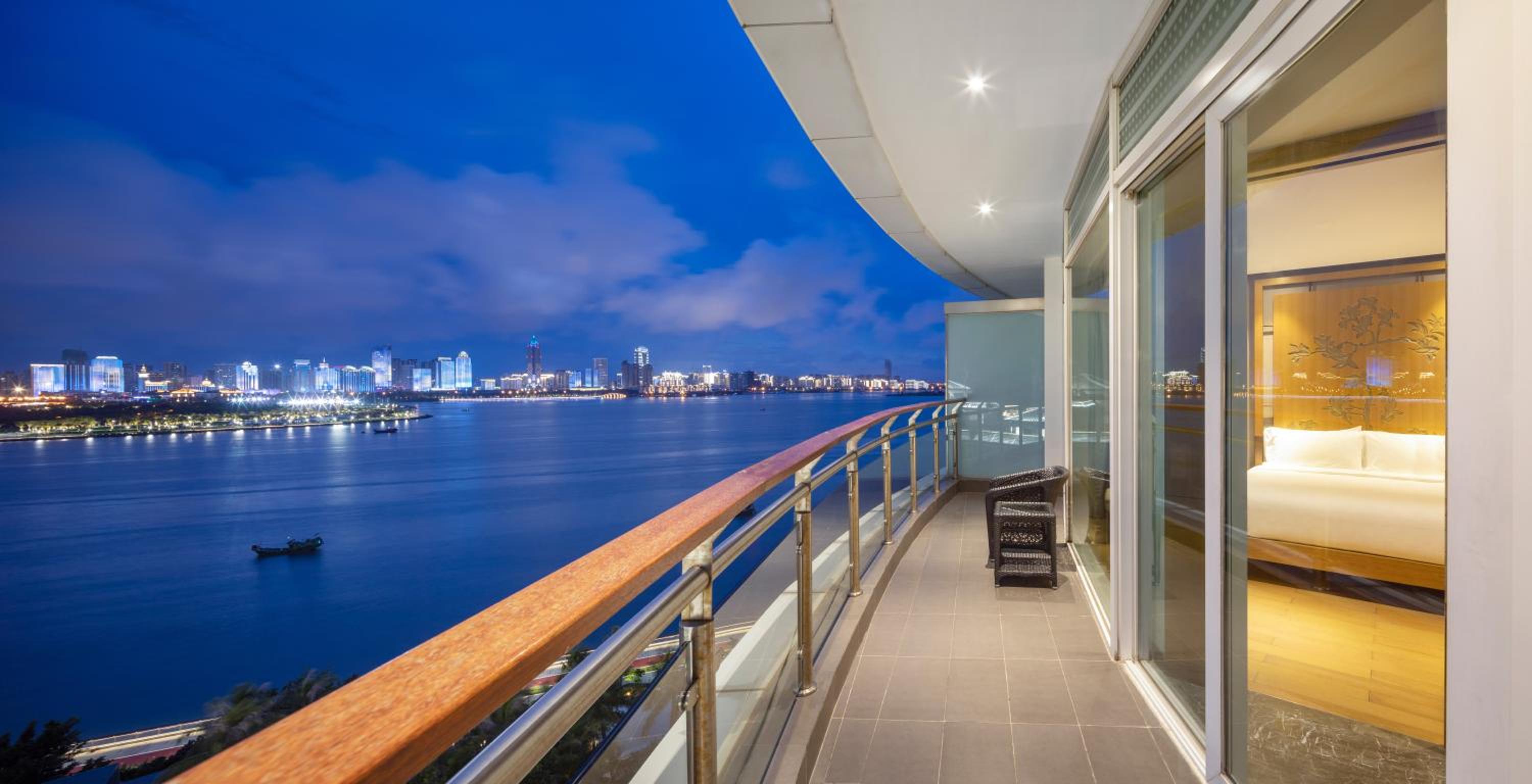 intercontinental haikou seaview by ihg