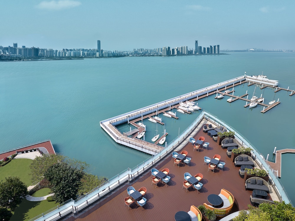 intercontinental haikou seaview by ihg