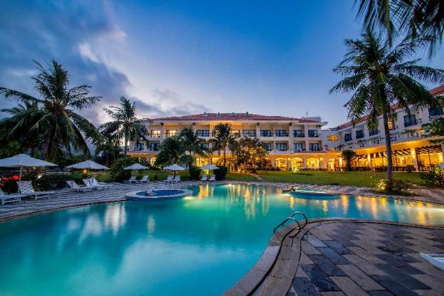 con dao resort