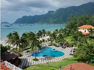 con dao resort