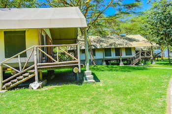 lake naivasha crescent camp