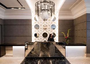 londonhouse chicago curio collection by hilton