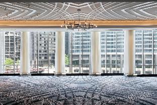 londonhouse chicago curio collection by hilton
