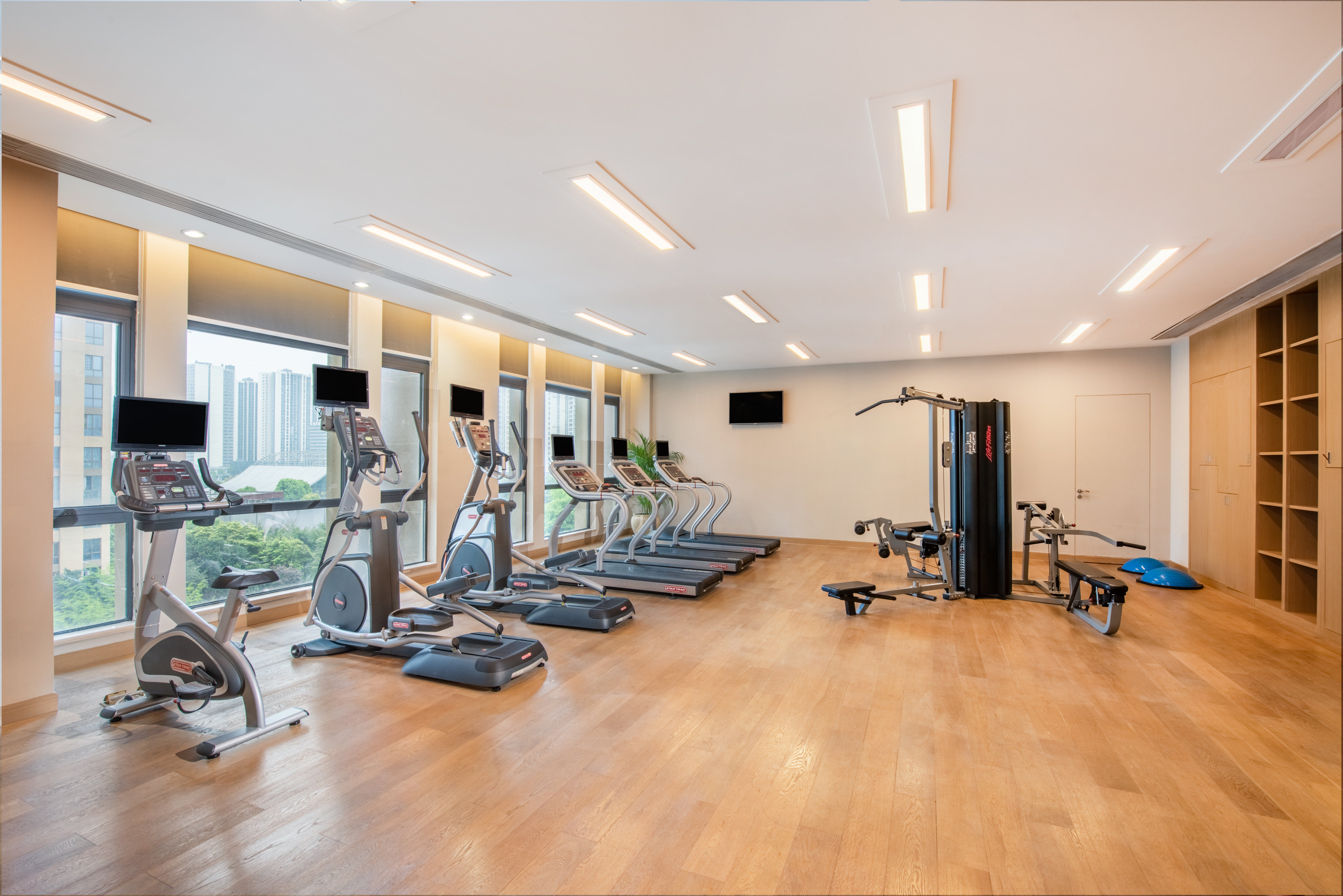 holiday inn chongqing university town by ihg