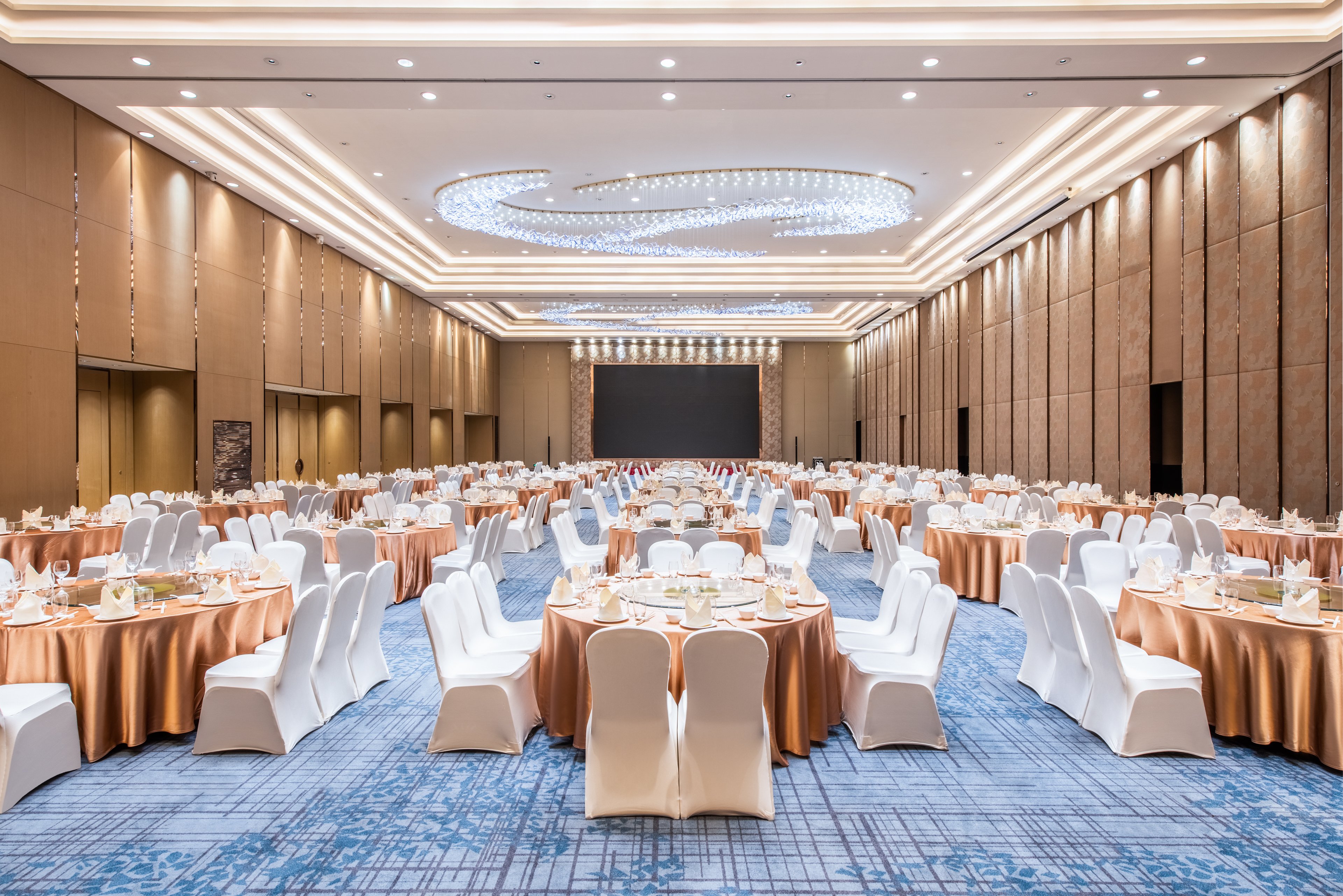 holiday inn chongqing university town by ihg