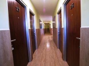 oasis studio hotel satu