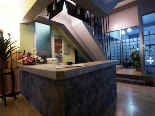 oasis studio hotel satu