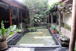 Griya Yunika Homestay,Near Gumuling Well,3 star