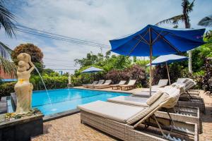 taos house lembongan