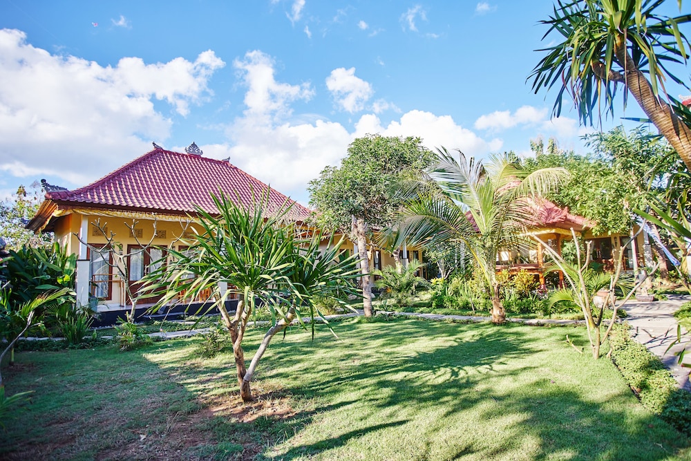 taos house lembongan