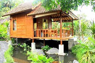 tepi sungai guest house