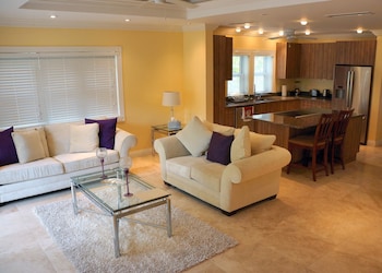 the hamilton beach villas and spa