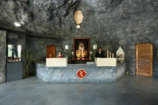 brys caves