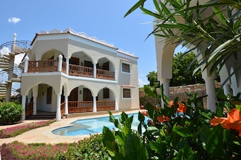 diani pearl luxury apartments