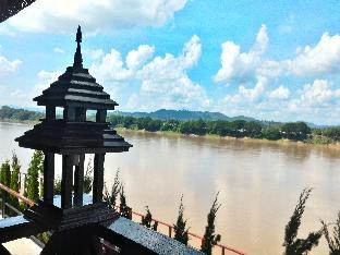 the old chiangkhan boutique hotel