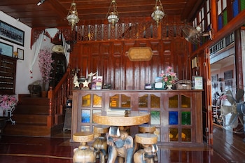 the old chiangkhan boutique hotel