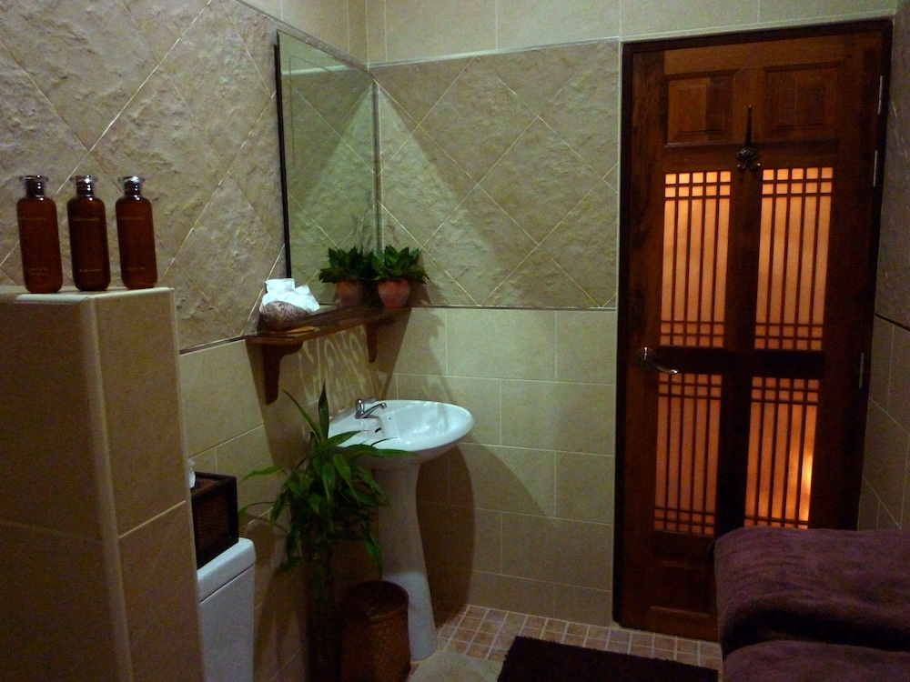 the mangrove hideaway koh chang