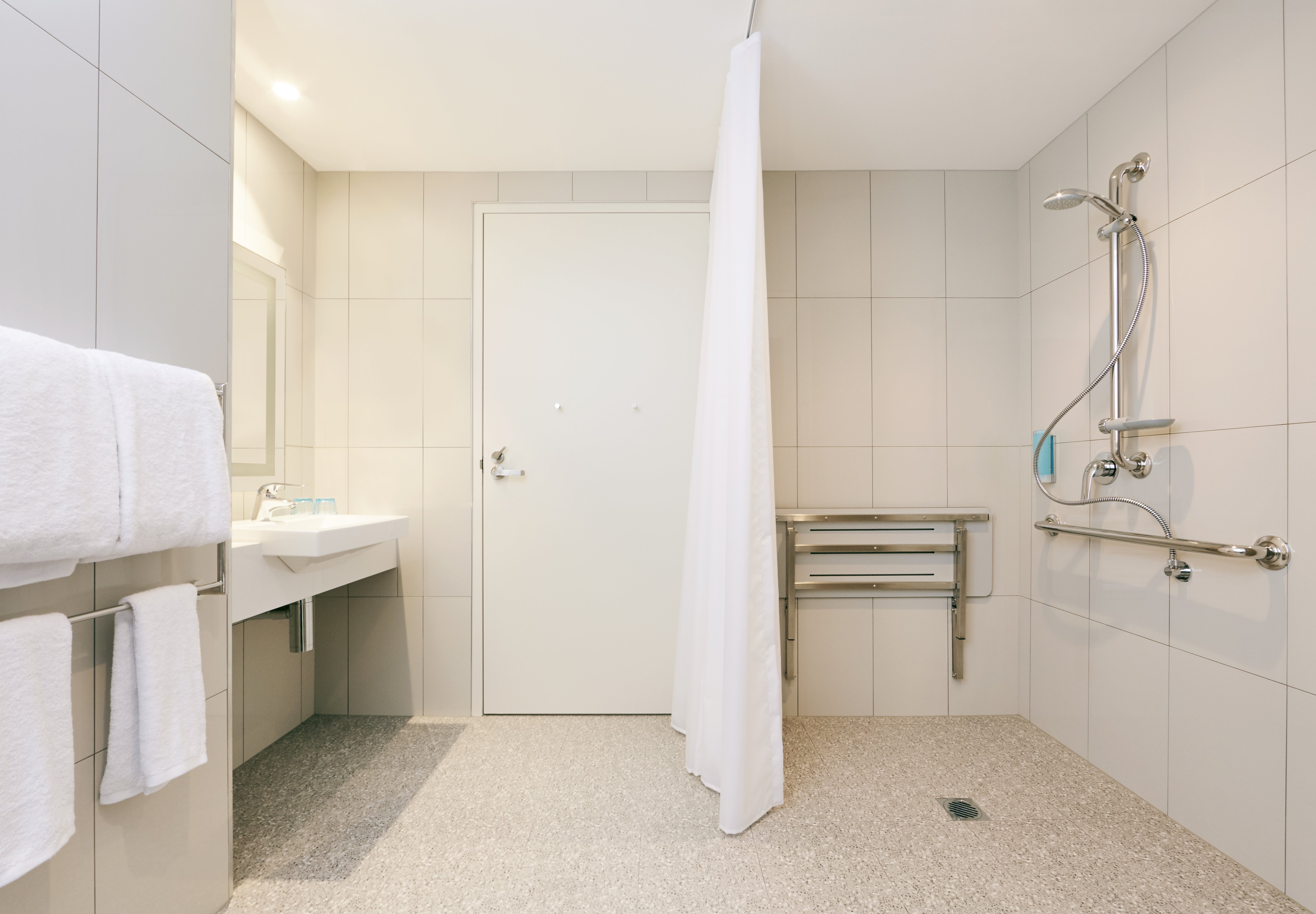 holiday inn express sydney macquarie park by ihg