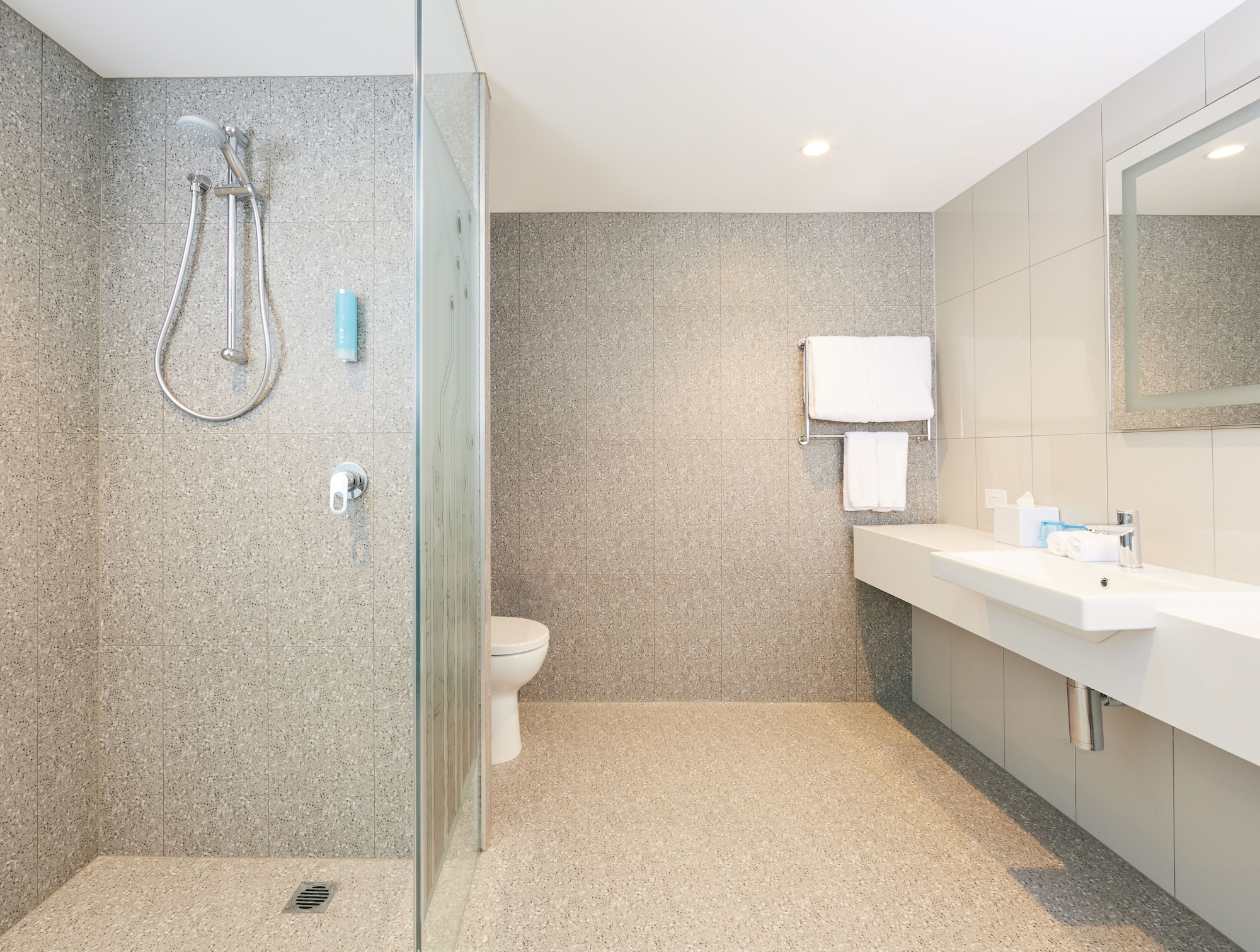 holiday inn express sydney macquarie park by ihg