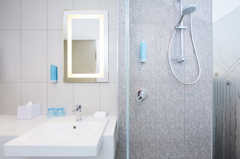 holiday inn express sydney macquarie park by ihg
