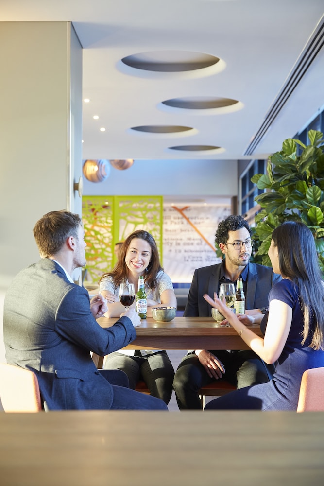 holiday inn express sydney macquarie park by ihg