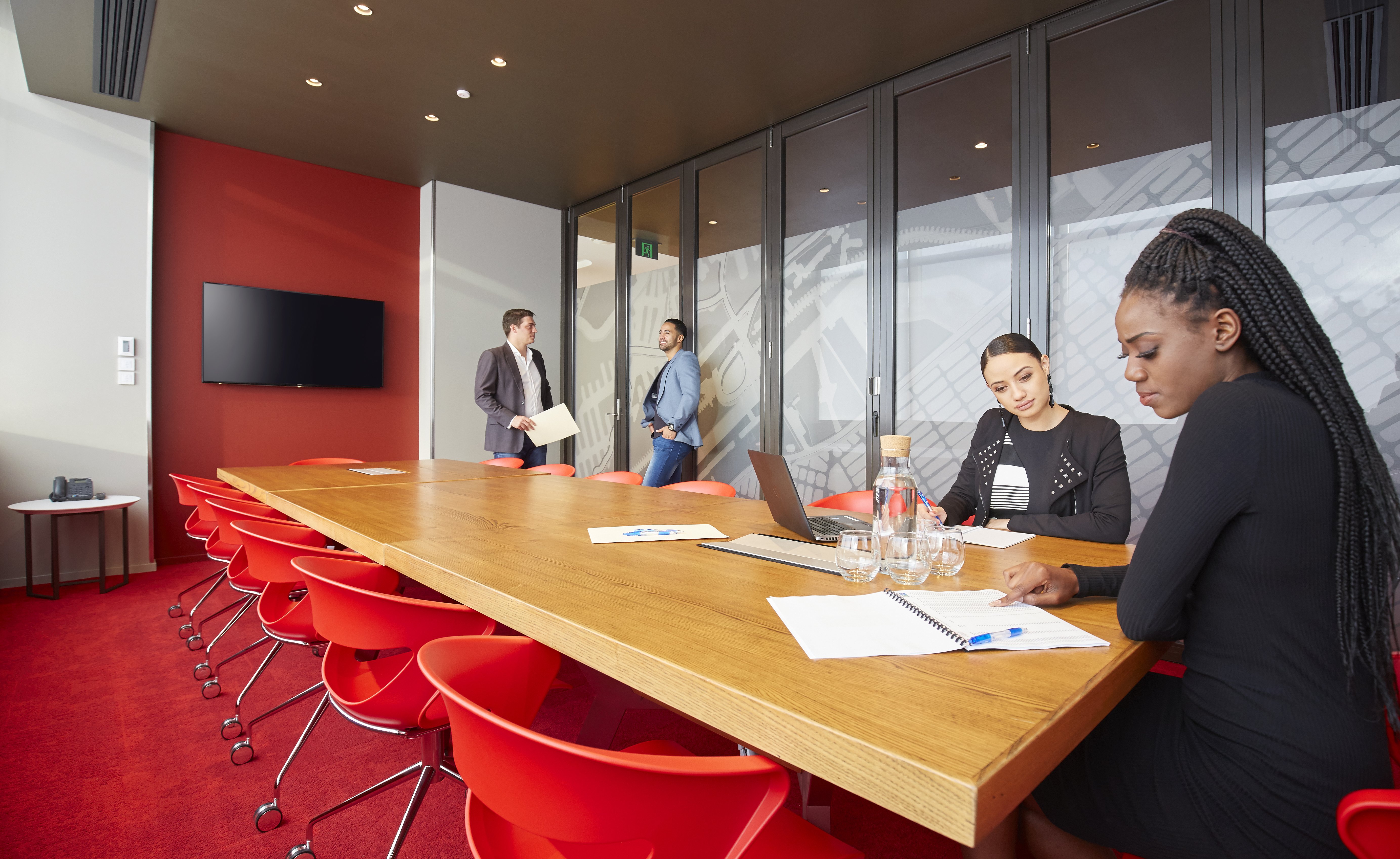 holiday inn express sydney macquarie park by ihg