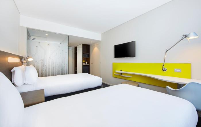 holiday inn express sydney macquarie park by ihg