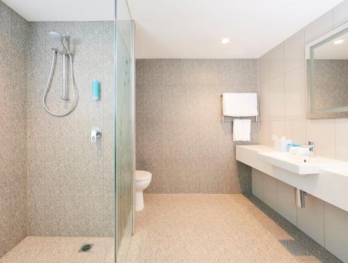 holiday inn express sydney macquarie park by ihg
