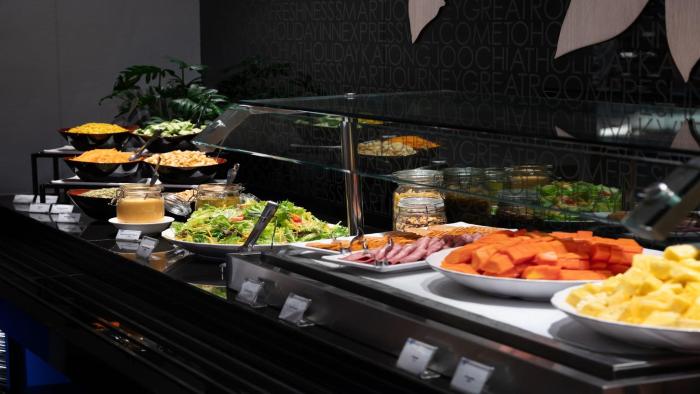 holiday inn express singapore katong by ihg