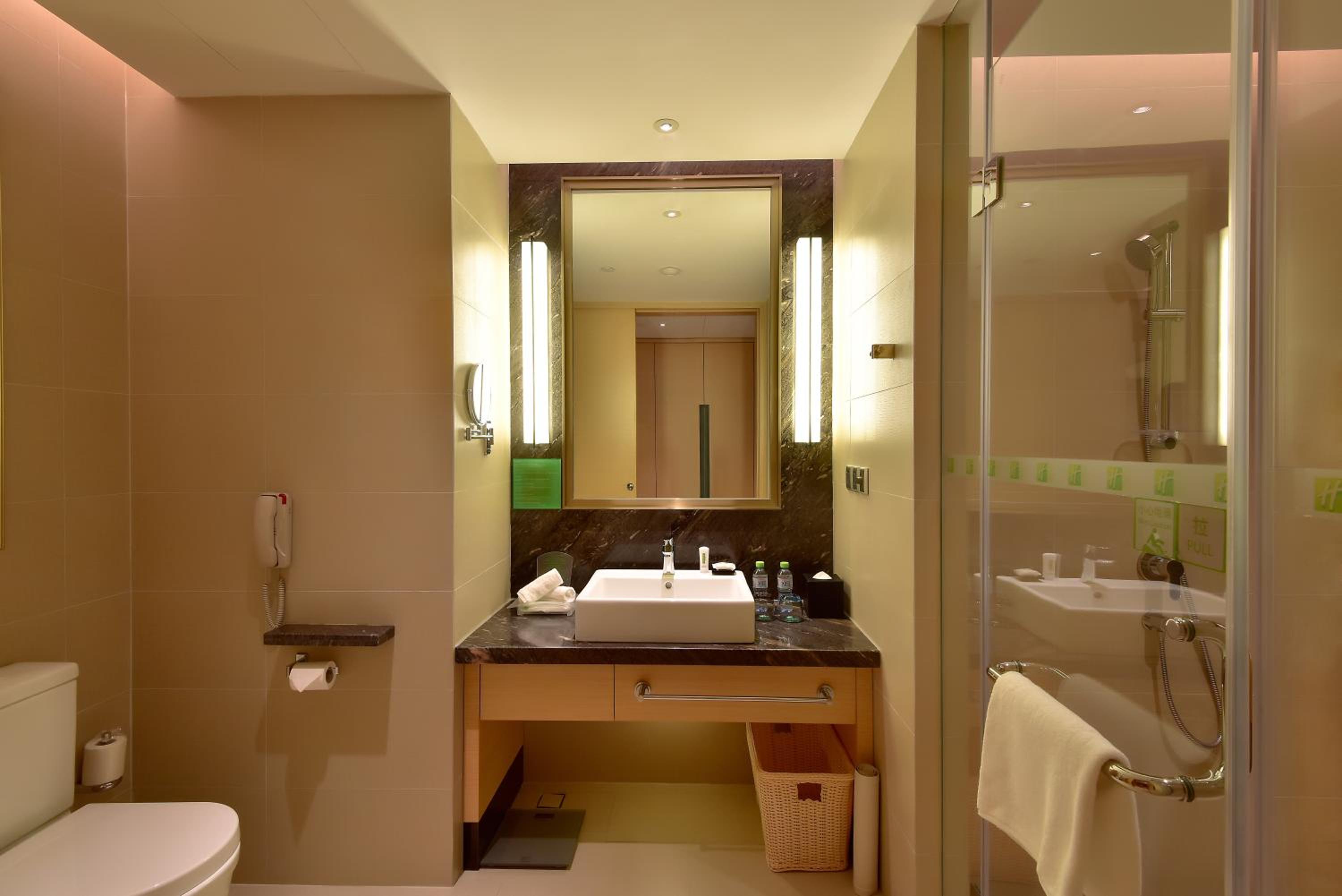 holiday inn haikou west coast by ihg