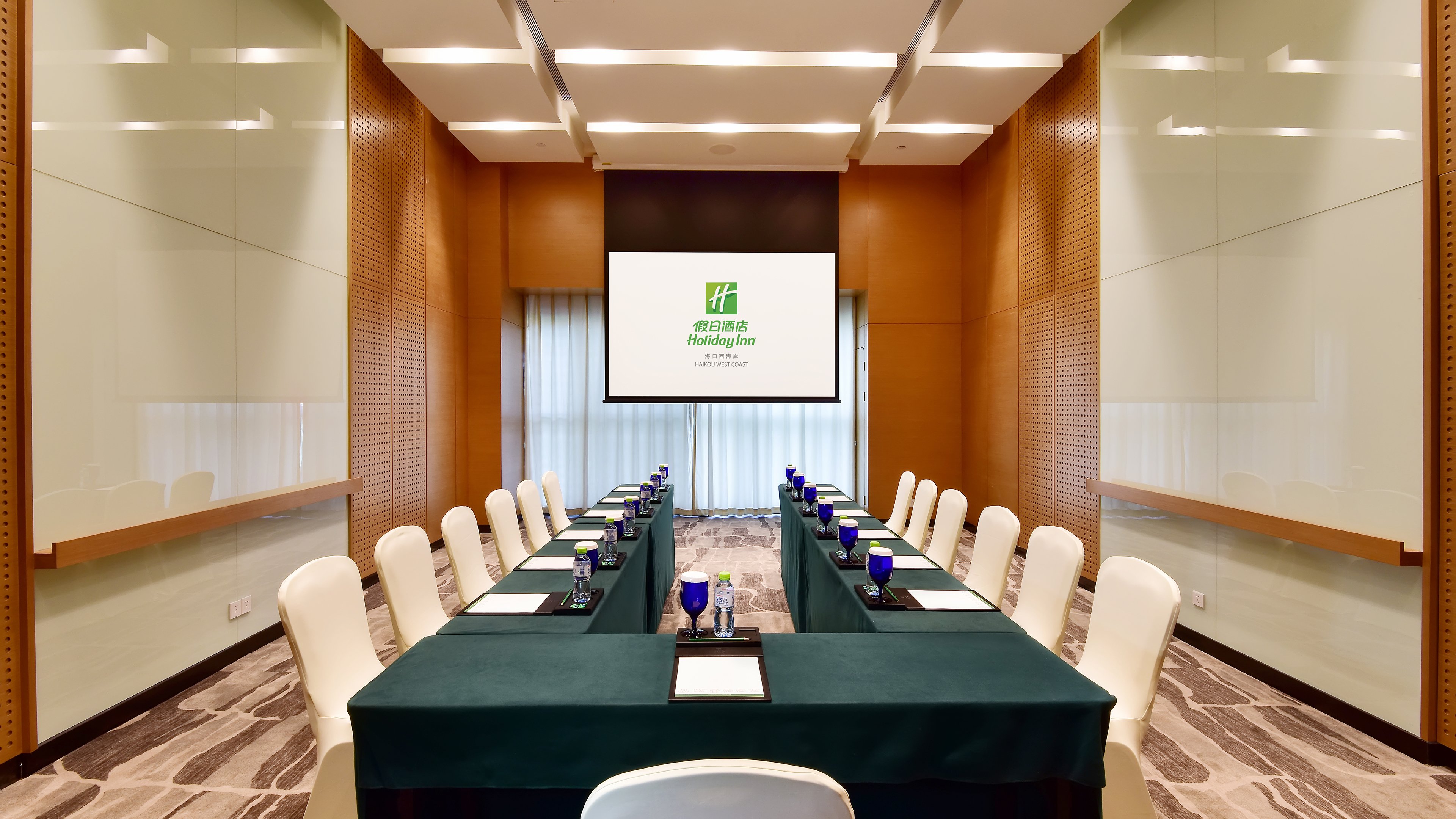 holiday inn haikou west coast by ihg