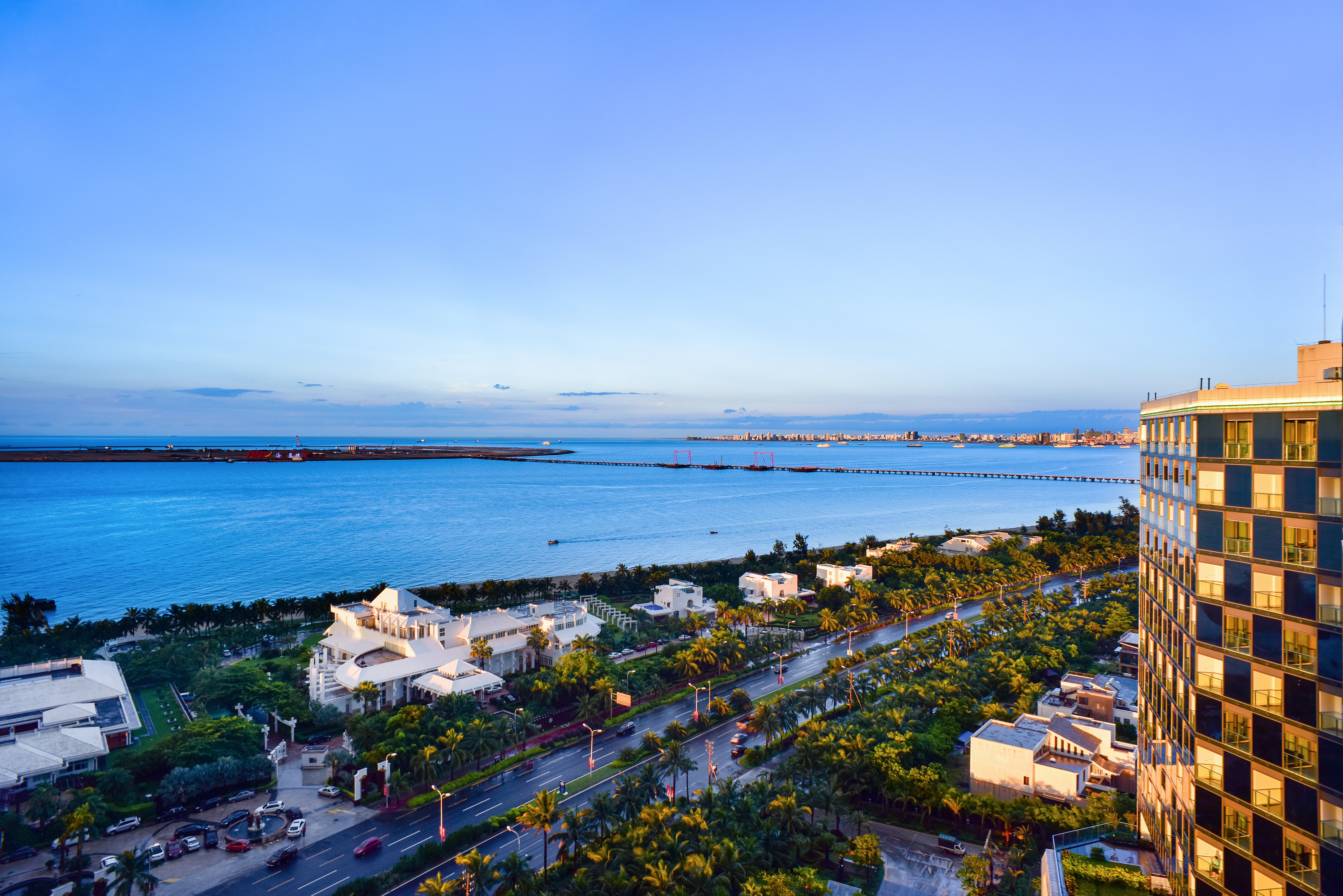 holiday inn haikou west coast by ihg
