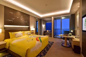 holiday inn haikou west coast by ihg