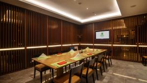 holiday inn haikou west coast by ihg