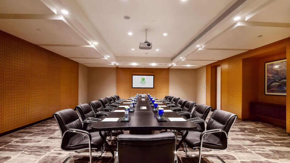 holiday inn haikou west coast by ihg