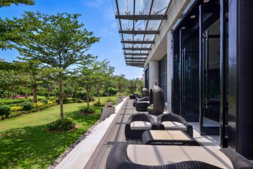 holiday inn haikou west coast by ihg
