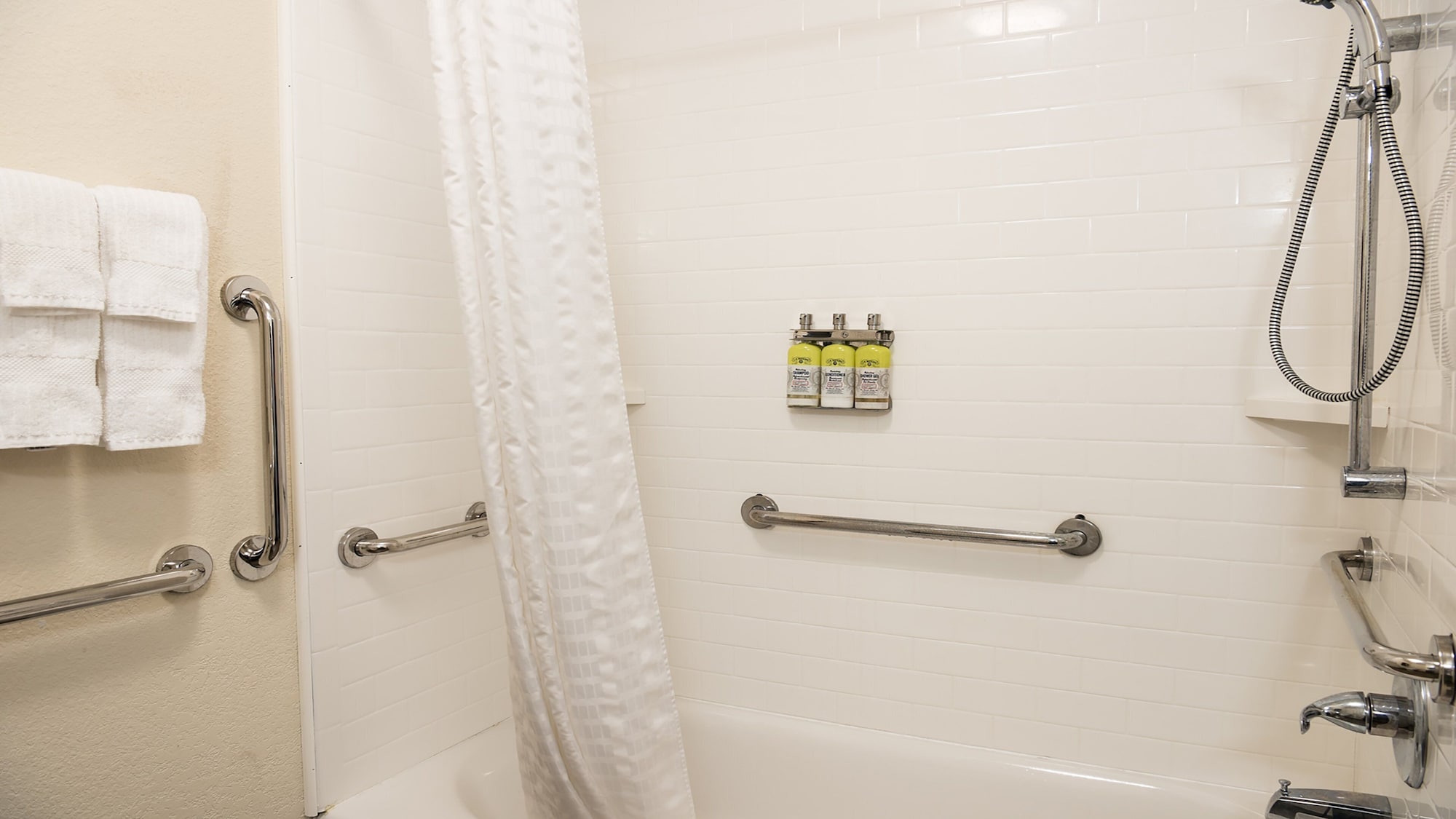 candlewood suites bay city by ihg