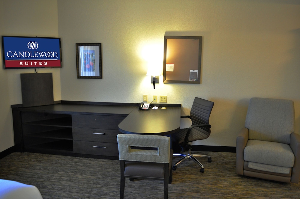 candlewood suites bay city by ihg