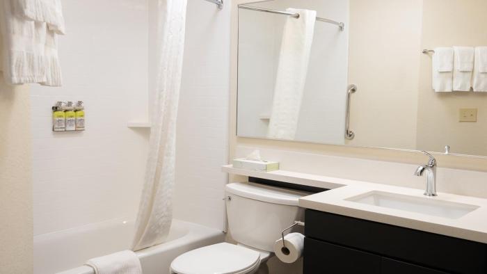 candlewood suites bay city by ihg