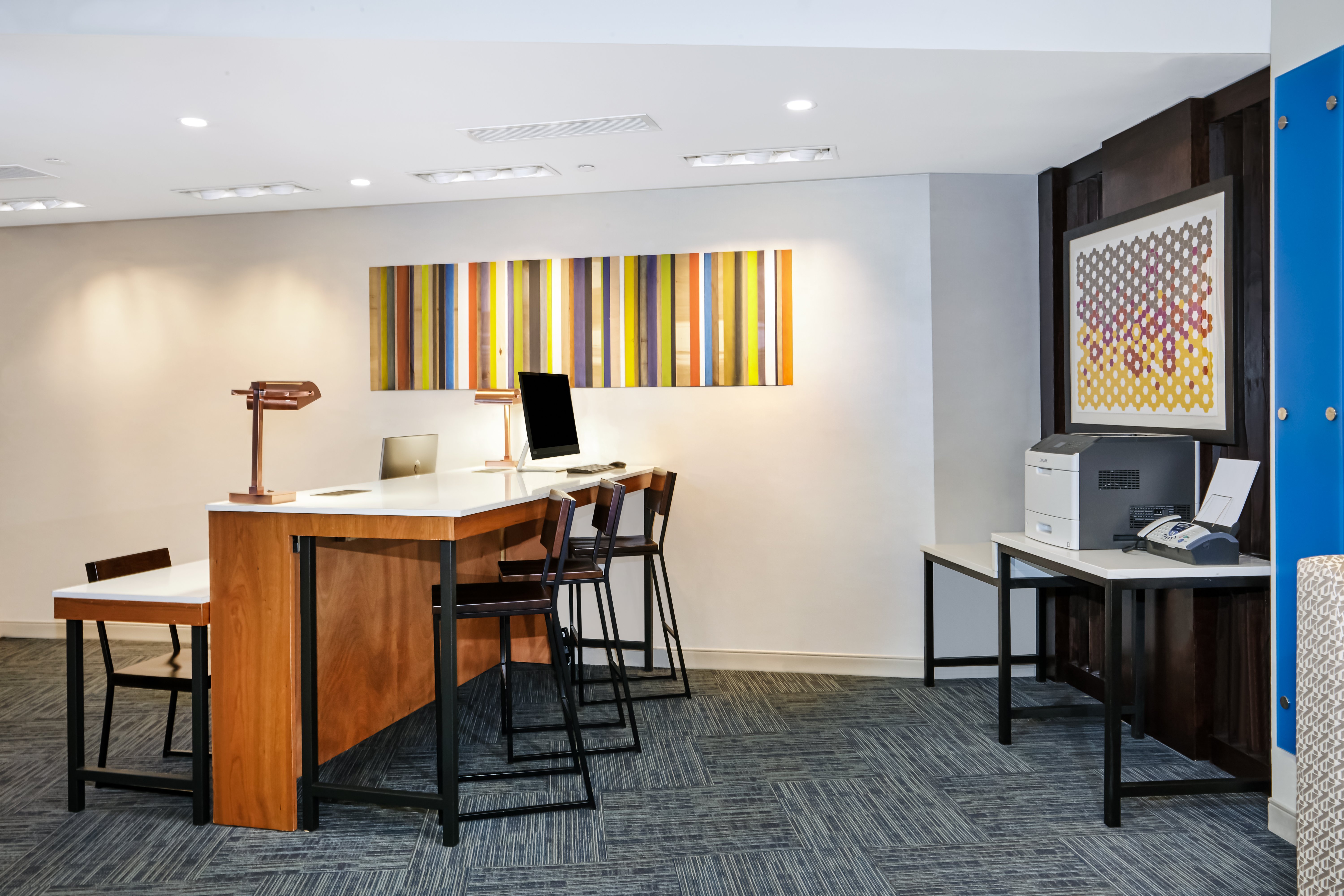holiday inn express and suites chicago north shore niles
