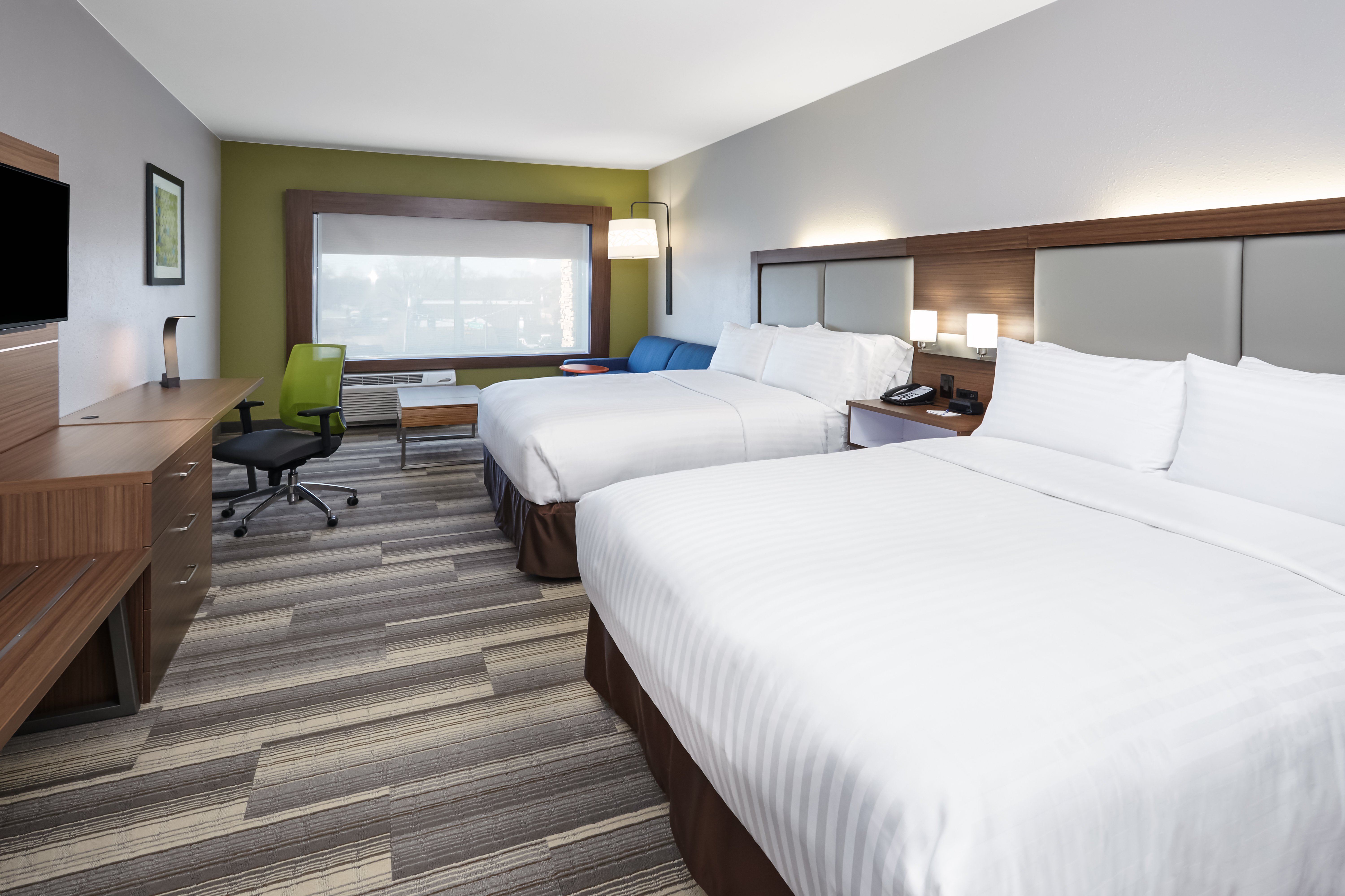 holiday inn express and suites chicago north shore niles