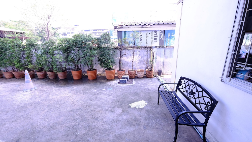 romyen garden place