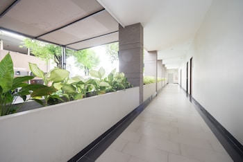 romyen garden place