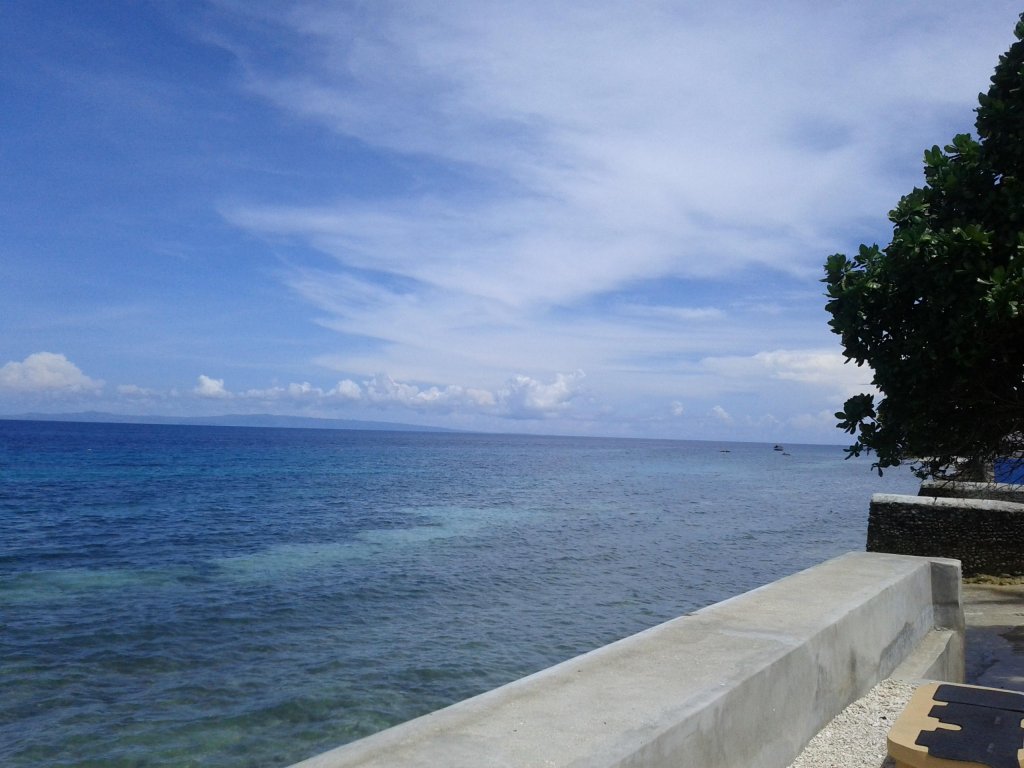 Luzmin Bh - Beachfront Cottages,Near Oslob Beach,3 star