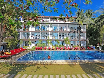 doublegem beach resort and hotel