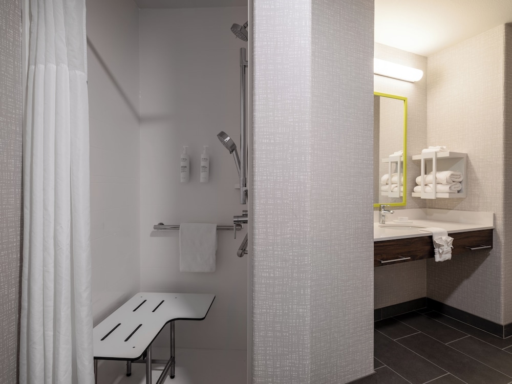 hampton inn and suites boise meridian