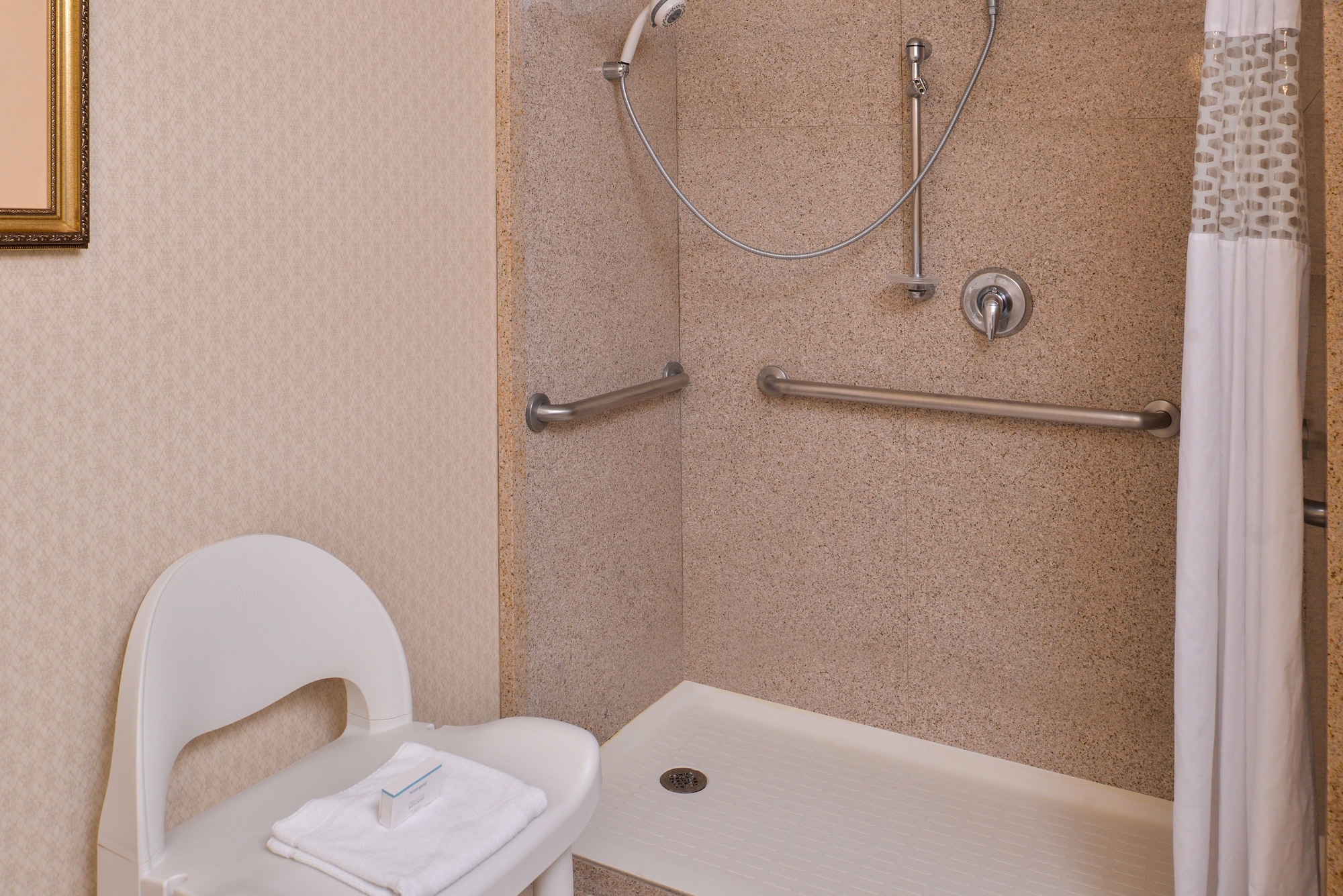 hampton inn and suites boise meridian