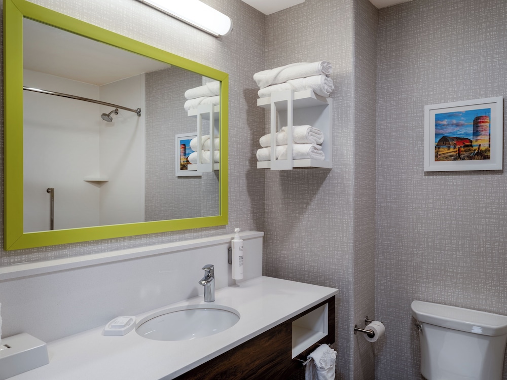 hampton inn and suites boise meridian