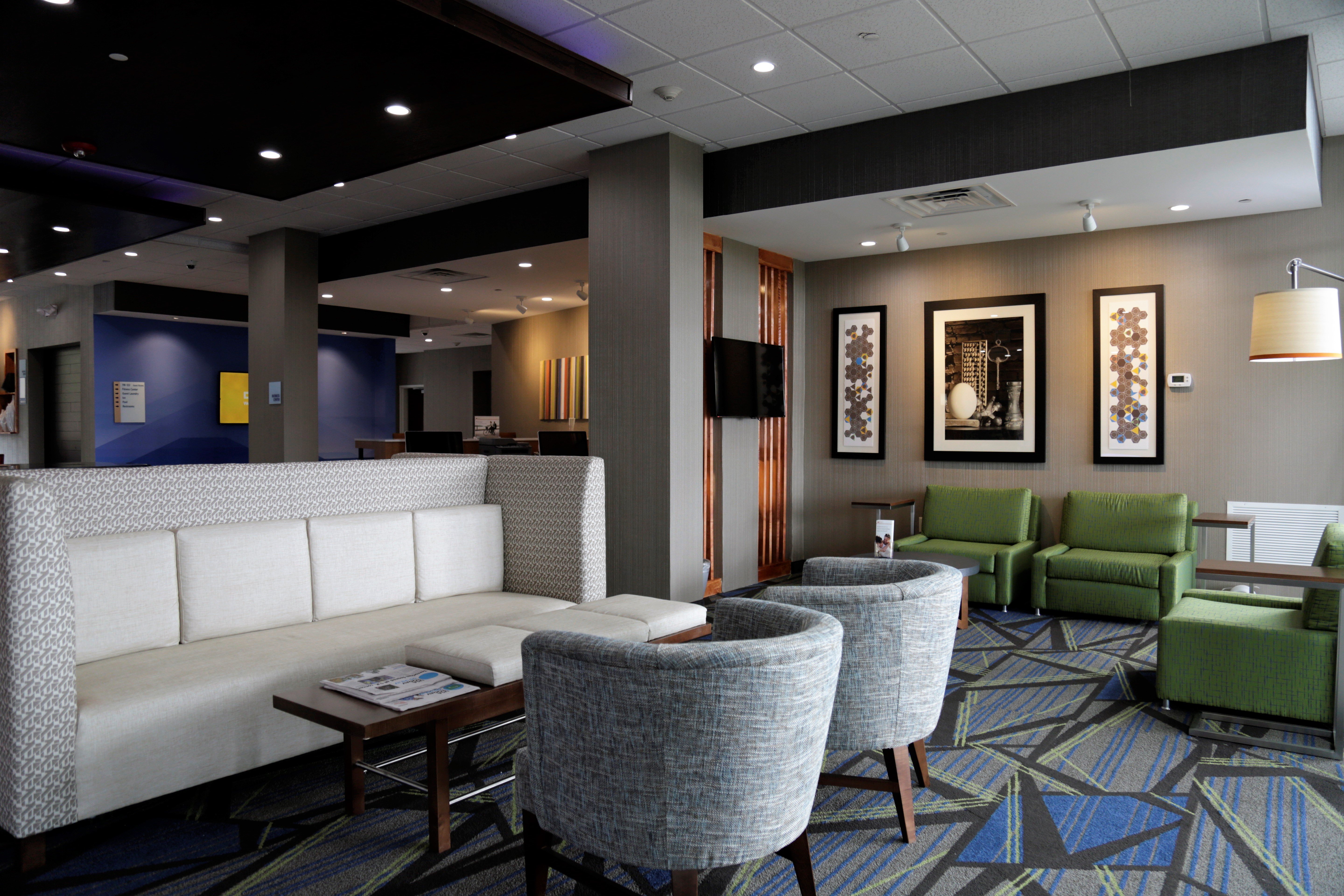 holiday inn express and suites alabaster by ihg